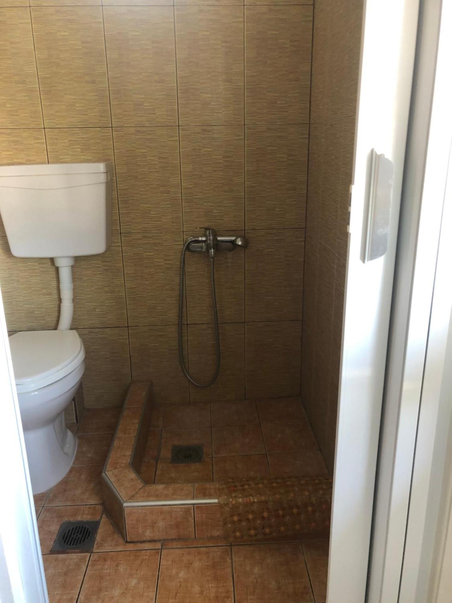 Nikos Rooms Néa Péramos Екстериор снимка
